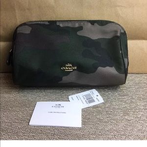 Coach NWT Camo Makeup Travel Cosmetic Bag